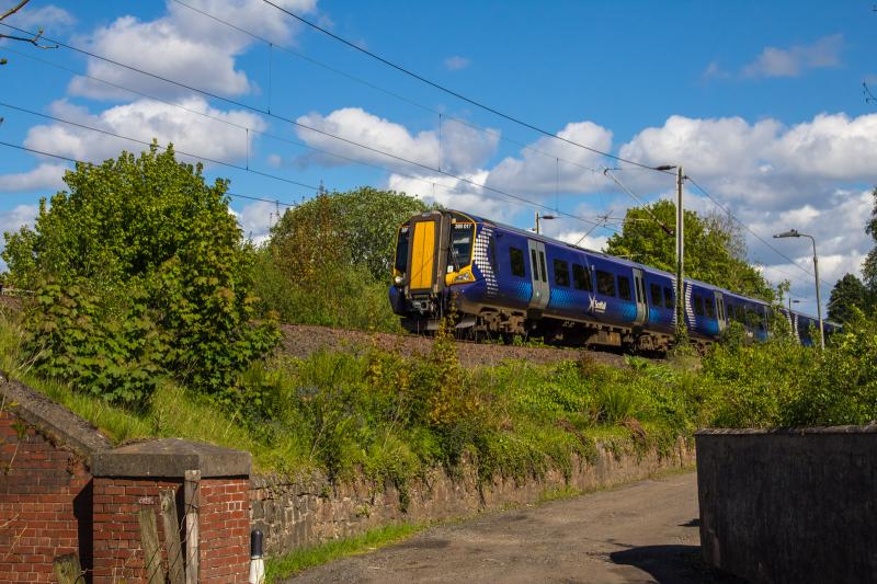 380017: 380017 at Langbank on 11/05/2019 Photo of 380017