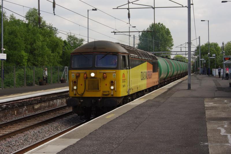Colas 56078 Coatbridge Central: On 15/05/19, 56078 passes through CBC with the Prestwick-Grangemouth empty Jet A-1 tanks. Photo of Colas 56078 Coatbridge Central