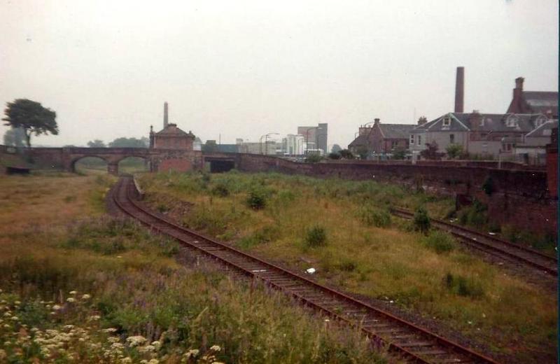 Alloa Station: Alloa station looking east. 7/7/83 photo Danny Hathaway Photo of Alloa Station