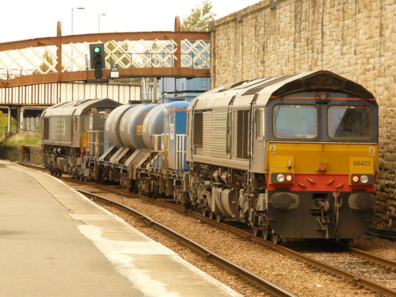 RHTT 3S95 Leaving Perth: RHTT Leaving Perth on its Inverness northbound leg
14 Oct 08 Photo of RHTT 3S95 Leaving Perth