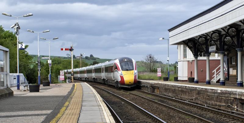 800105 HEADS SOUTH AT STONEHAVEN 1.6.19 (1).jpg: Photo of 800105 HEADS SOUTH AT STONEHAVEN 1.6.19 (1).jpg