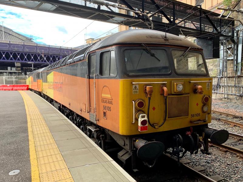 56105 on spoil train at GLQ : 56105 with 56096 behind at Queen Street platform 3 on a spoil train. Photo of 56105 on spoil train at GLQ