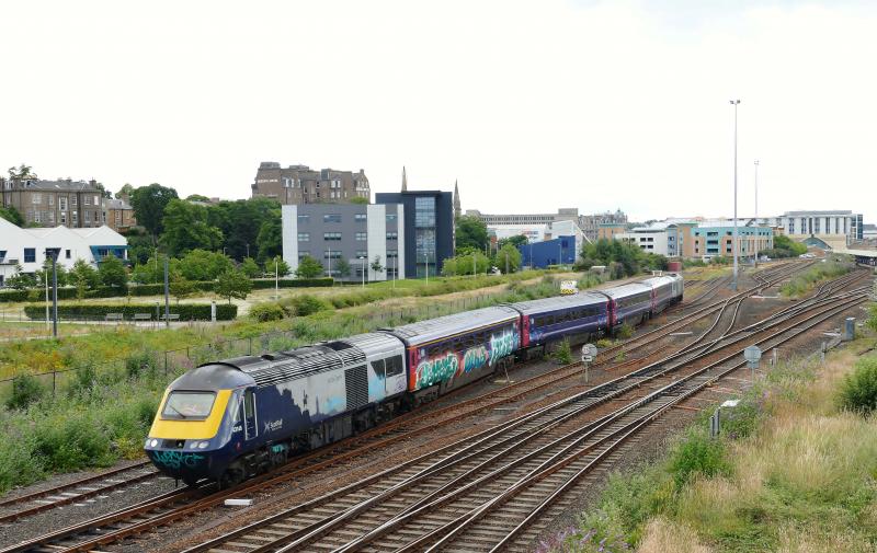 Photo of 5H01 Dundee to Inverness ECS departing Dundee Yard...21-7-19.