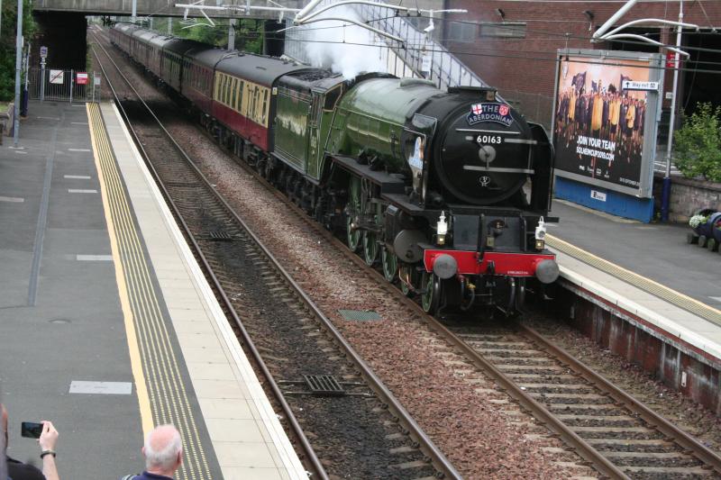 1Z60 @FKG: Tornado drifts through Grahamston following a Queen Street service Photo of 1Z60 @FKG