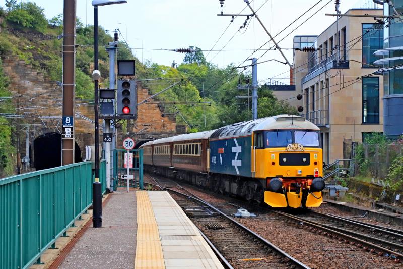 5Z95: 47614 leading 5Z95 12.15 Edinburgh to Craigentinny leaving platform 9 Waverley 47593 on the rear on 10/08/2019 Photo of 5Z95