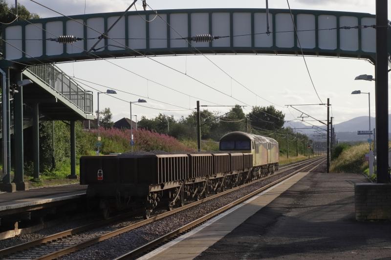 6S31: 56113 + 56094 on 6S31 09.44 Doncaster Up Decoy to Millerhill passing through Wallyford on 15/08/2019. 1300 HP per wagon Photo of 6S31
