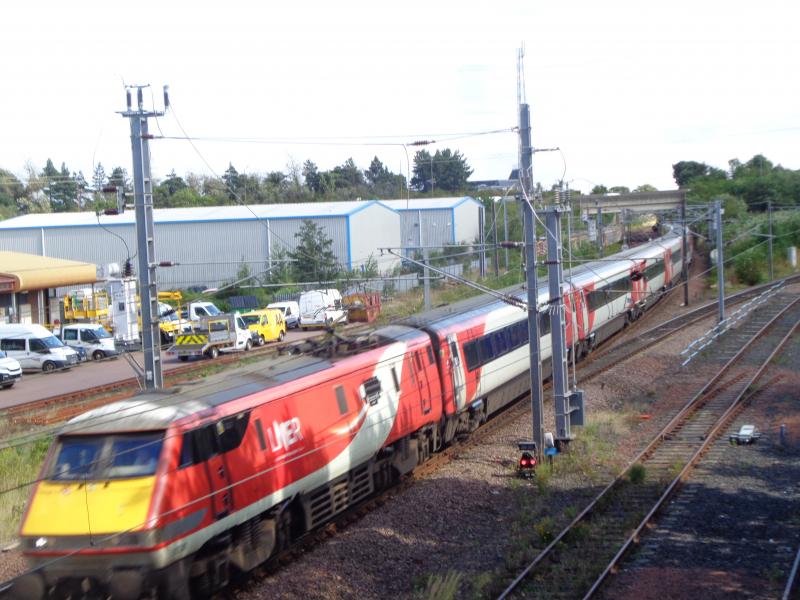 91130 Portobello: Soon to be history , IC225 heads north Portobello Photo of 91130 Portobello