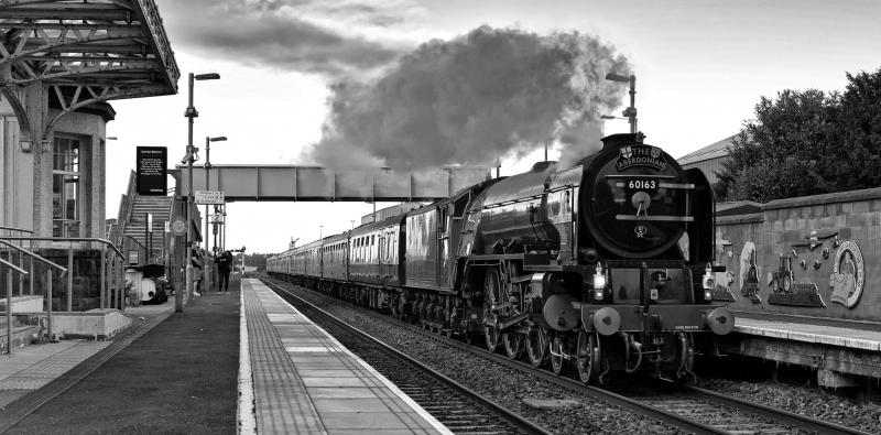 TORNADO LAURENCEKIRK 7.9.19.jpg: POOR LIGHT AT L'KIRK HENCE MONO Photo of TORNADO LAURENCEKIRK 7.9.19.jpg