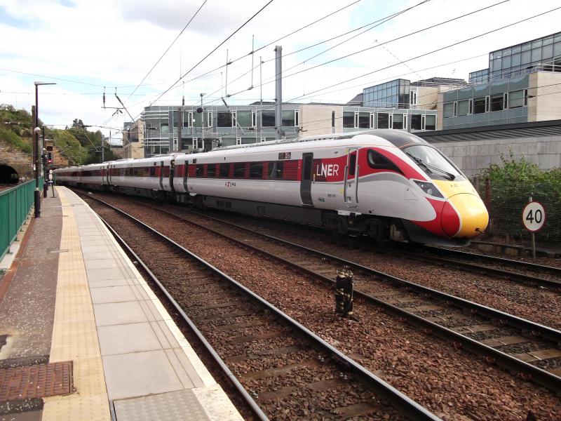800110 at Edinburgh Waverley: LNER Azuma 800110 arrives at Edinburgh Waverley with 5Q43 a training and Mileage accumulation run from Newcastle on Friday 6th September 2019. Photo of 800110 at Edinburgh Waverley