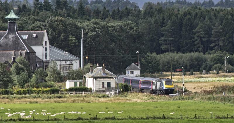 11.02 EX INVERNESS AT KENNETHMONT 11.9.19.jpg: NOTE THE GNSR STATION AND SIGNAL BOX. Photo of 11.02 EX INVERNESS AT KENNETHMONT 11.9.19.jpg
