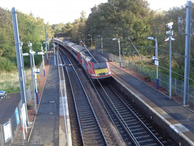 Diverted HST Curriehill: 0752 Aberdeen to KX passes through Curriehill Photo of Diverted HST Curriehill