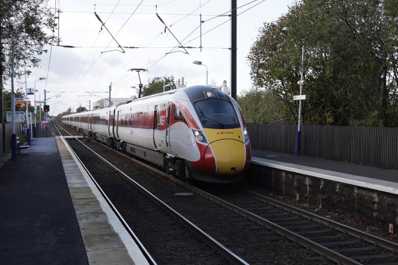 Azuma: 800110 on 1S04 06.15 Kings Cross to Edinburgh to Edinburgh at Kingsknowe on 12/10/2019 Photo of Azuma