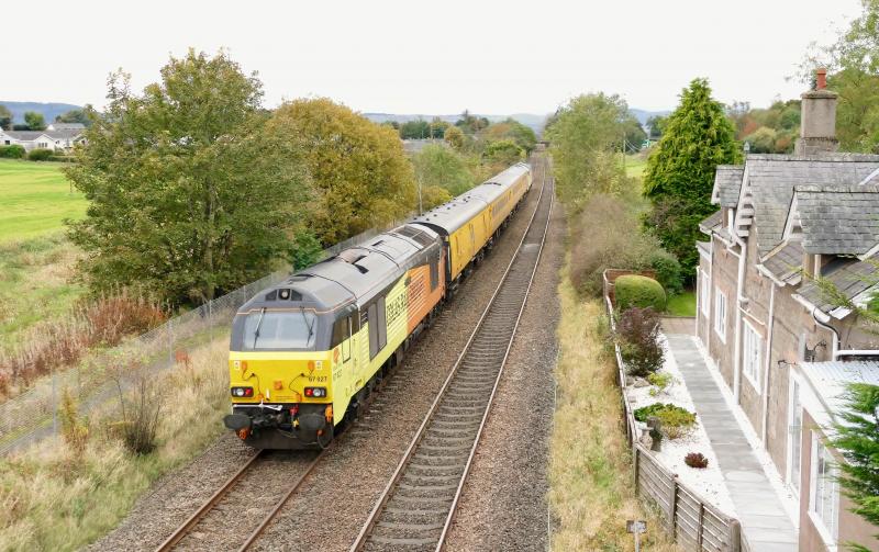 67027 on the rear of 1Q26 at Glencarse.: NR Test Train heading for Perth on its 4 weekly trip up the east coast and return. Photo of 67027 on the rear of 1Q26 at Glencarse.