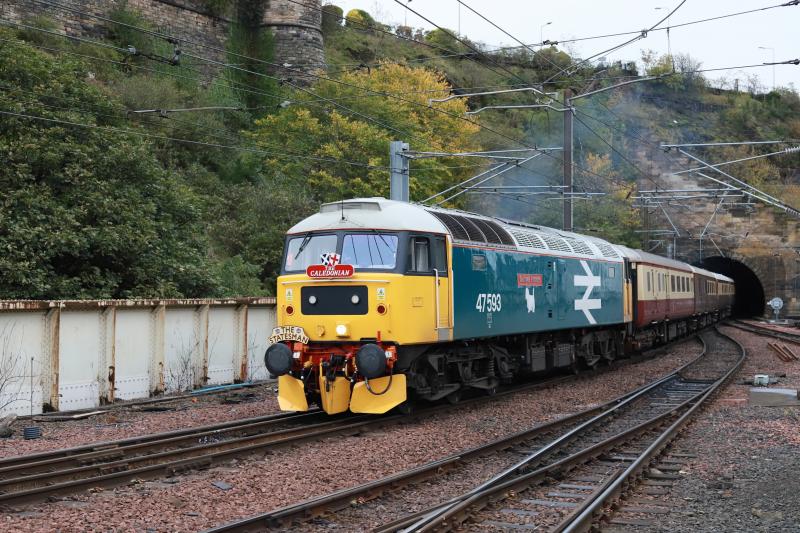 1Z91 Front: 47593 on 1Z91 05.45 Stevenage to Inverness approaching Waverley on 19/10/2019 Photo of 1Z91 Front