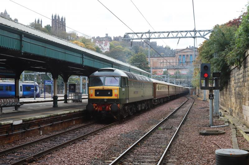 47810 Now: D1924 (47810) on the rear of 1Z91 05.45 Stevenage to Inverness leaving Waverley on 19/10/2019 Photo of 47810 Now