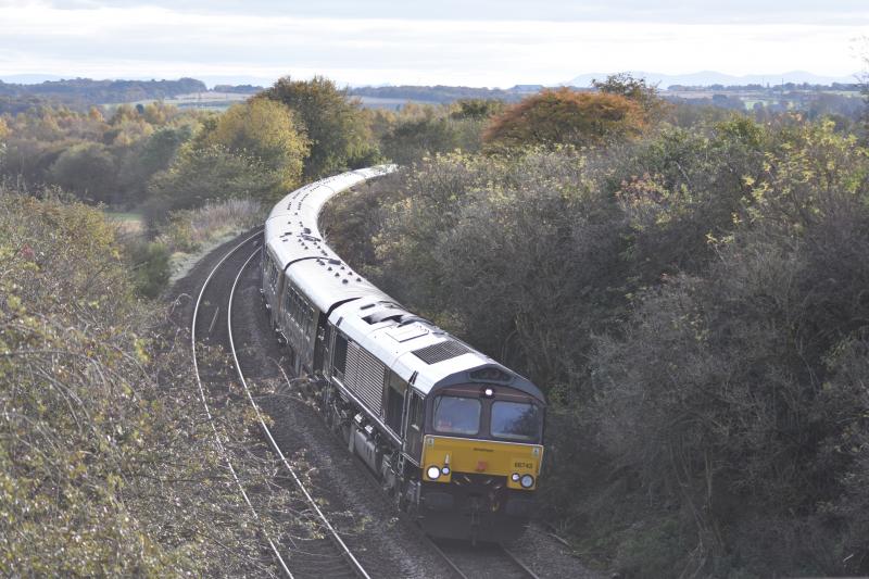 66743 on Royal Scotsman: (031.JPG) Photo of 66743 on Royal Scotsman