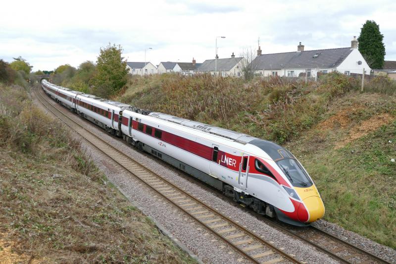 1Z42 with 800109 Inverness to Edinburgh Test Run at Stanley. : 800109 coasts downhill after passing the site of Stanley Jnc. with 1Z42 Inverness to Edinburgh. Photo of 1Z42 with 800109 Inverness to Edinburgh Test Run at Stanley.