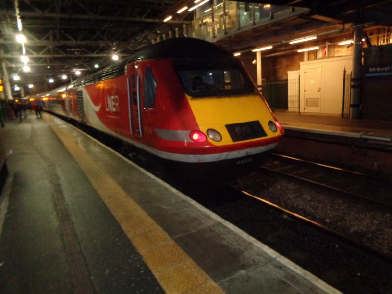LNER HST Waverley: Forming the 1500 KX / Aberdeen 1 Nov 2019 Photo of LNER HST Waverley