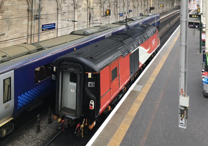 Craigentinny -Neville Hill: 43307 light engine through Waverley, via Sub to
Neville Hill. 20.11.2019 Photo of Craigentinny -Neville Hill