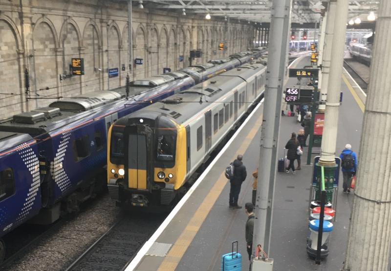 Photo of TPX 350 403 at Waverley