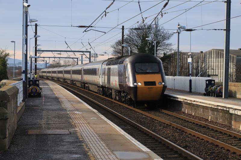 1V64: 43207 + 43378 on 1V64 13.08 Edinburgh to Plymouth at Prestonpans on 07/02/2020 Photo of 1V64