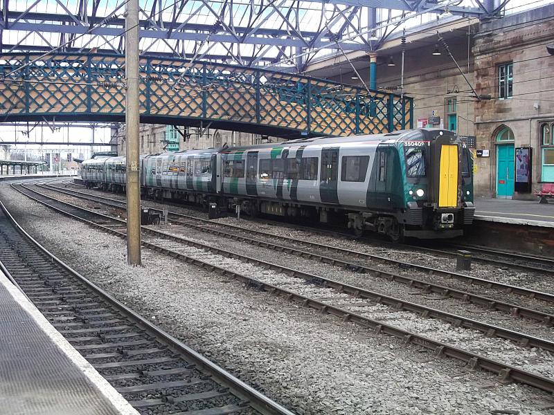 Photo of 350409 at Carlisle