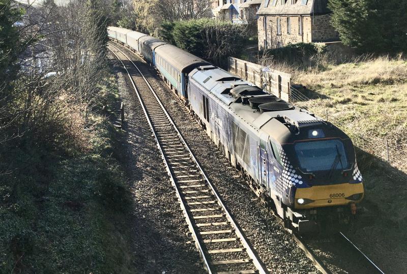 68006: 68006 on 5G13 Motherwell to Waverley ECS at
Blackford (Sub) 20.03.2020 Photo of 68006