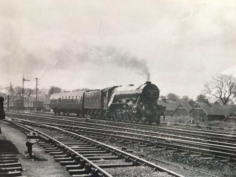 Dalmeny Then.1: Restored as LNER 4472 the previous year, Flying Scotsman
departs the Down Loop where it was being stabled between
sittings on the Forth Bridge, while it was having its portrait painted by Terence Cuneo. 13.05.1964 Photo of Dalmeny Then.1