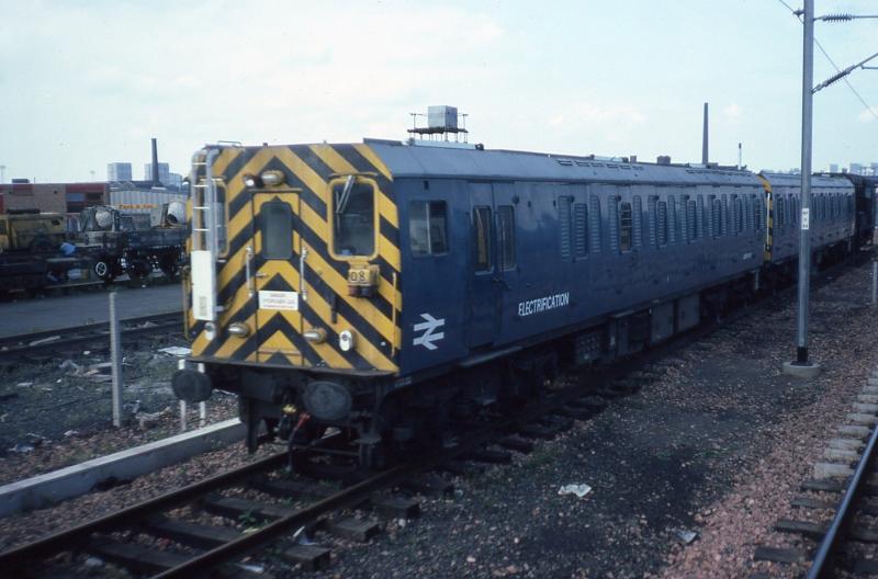 975408 at Rutherglen: Battery locomotive converted from class 501 motor coach, with another, at Rutherglen, 25 August 1979. Photo of 975408 at Rutherglen