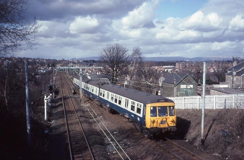 303050 at Shawlands: 303050 approaches Shawlands, en route from Glasgow Central to Kirkhill, 31 March 1979 Photo of 303050 at Shawlands