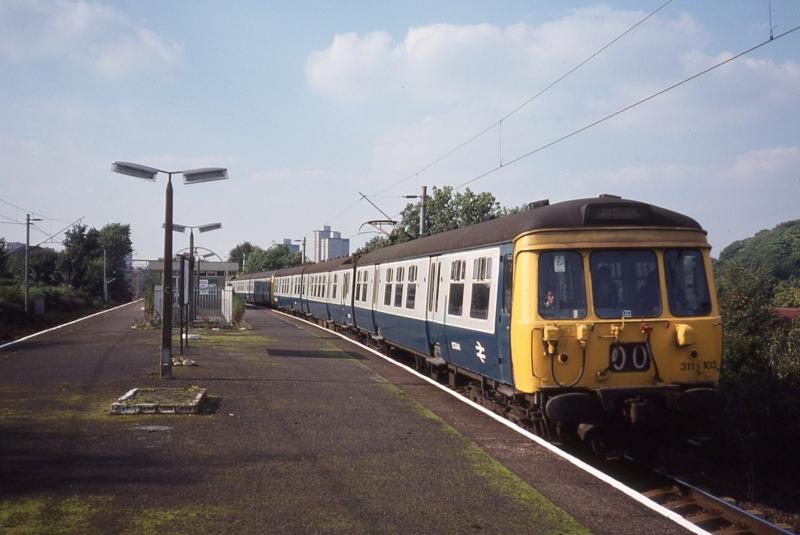 Photo of 311103 at Langside