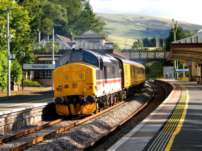 37419 @ Gleneagles - 13 July 2020: On the rear of of 1Q79, Inverness-Mossend Photo of 37419 @ Gleneagles - 13 July 2020