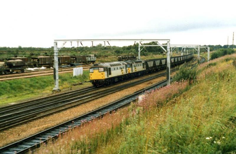 Was it so long ago!!.: Two Coal Sector 26s approach Carstairs from Ravenstruther to Cockenzie/Longannet Photo of Was it so long ago!!.