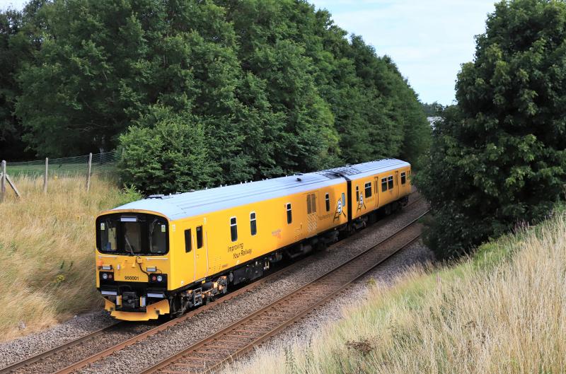 2Q08: 950001 on 2Q08 10.06 Slateford to falkland Yard passing Peffermill Playing Fields on 01/08/2020 Photo of 2Q08