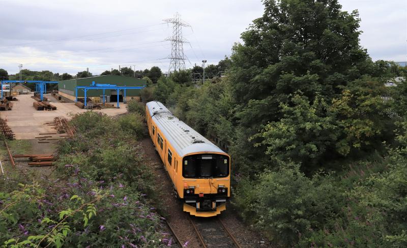2Q08: 950001 on 2Q08 10.06 Slateford to Falkland Yard passing Baileyfied Road on the Leith Branch hitting Buddleia bushes on 01/08/2020 Photo of 2Q08