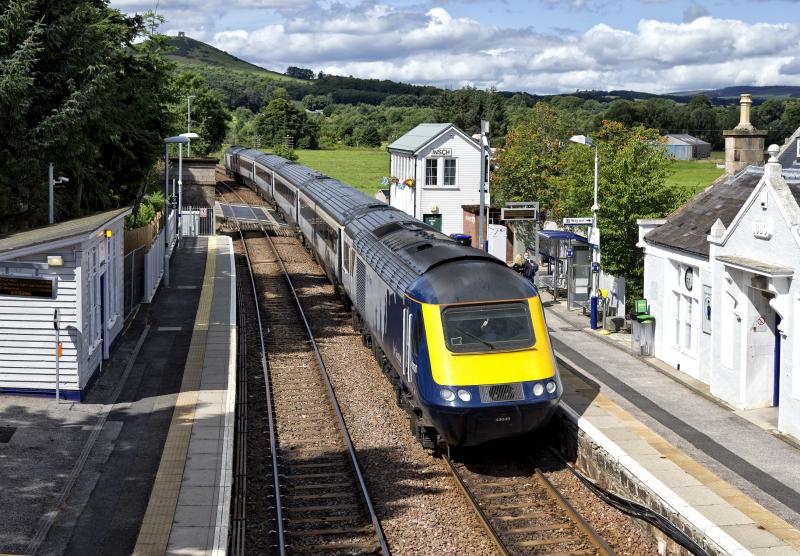 43030 AND 43140 INSCH 8.8.20.jpg: 11.02 INVERNESS-ABERDEEN.
NICE TO GET A WEE THUMBS UP FROM THE DRIVER. Photo of 43030 AND 43140 INSCH 8.8.20.jpg