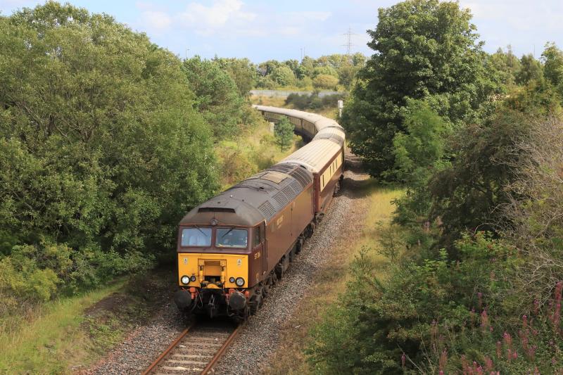 1Z13: 57316 topn tail with 57601 on 1Z13 13.18 Edinburgh to Stirling via Carstairs approaching Niddrie West Jct on 21/08/2020 Photo of 1Z13