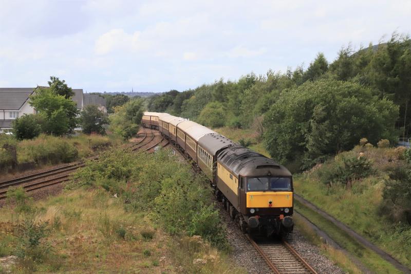 1Z13: 57601 on the rear topn tail with 57316 on 1Z13 13.18 Edinburgh to Stirling via Carstairs approaching Niddrie West Jct on 21/08/2020. The trees have grown up blocking out Arthur's Seat Photo of 1Z13