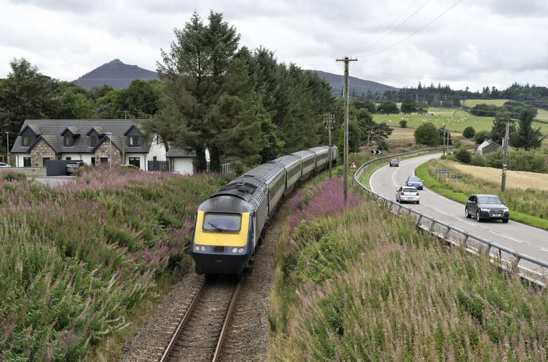 43125-126 PITCAPLE STN. 26.8.20 ON 13.42 ABDN-IS (2).jpg: Photo of 43125-126 PITCAPLE STN. 26.8.20 ON 13.42 ABDN-IS (2).jpg