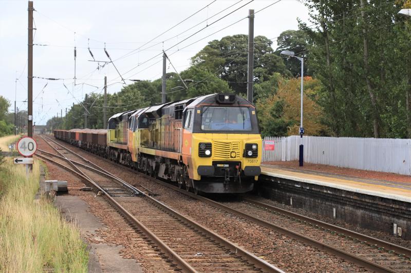 6S31: 70817 + 70813 on 6S31 05.19 Doncaster Up Decoy to Millerhill at Prestonpans on 03/09/2020 Photo of 6S31