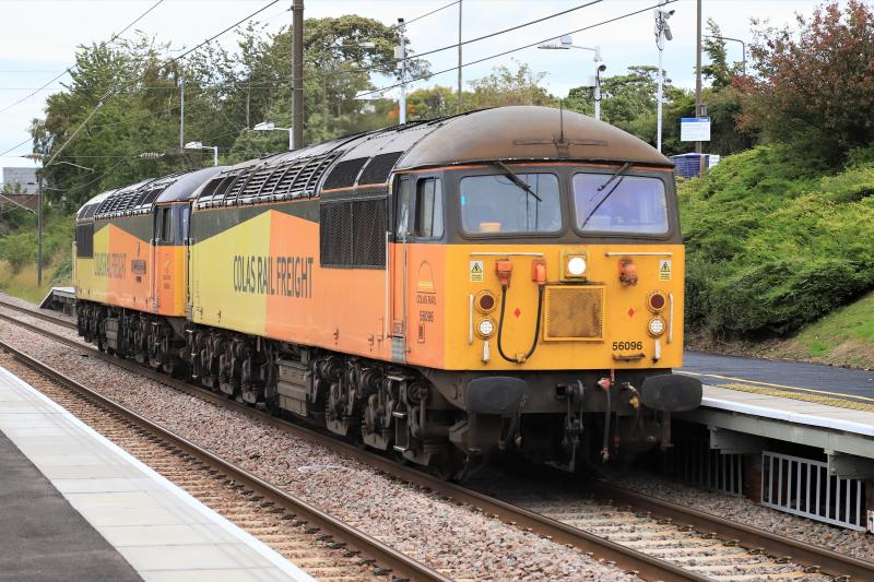 0S31: 56096 + 56049 on 0S31 05.19 Doncaster Up Decoy to Millerhill at Wallyford on 07/07/2020 Photo of 0S31