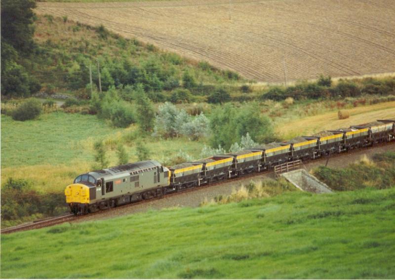Lindores: Probably a Thornton to Perth Engineers trip. circa 1991. Photo of Lindores