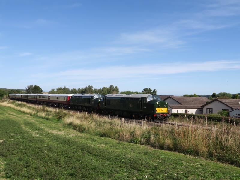 LSL Charter: Passing Luncarty heading to Perth Photo of LSL Charter