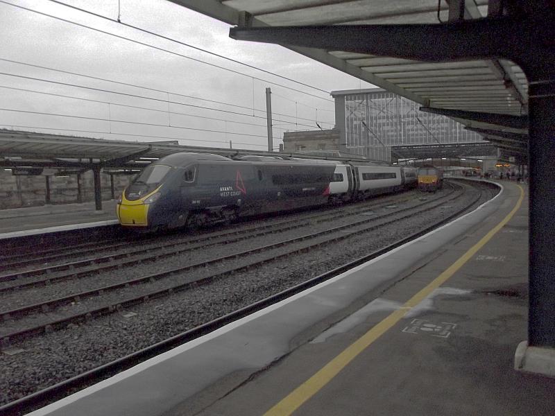 390153 at Carlisle: Wearing partial Avanti West Coast livery Pendolino 390153 waits at Carlisle with a service from London Euston to Glasgow Central on 3rd October 2020. Photo of 390153 at Carlisle