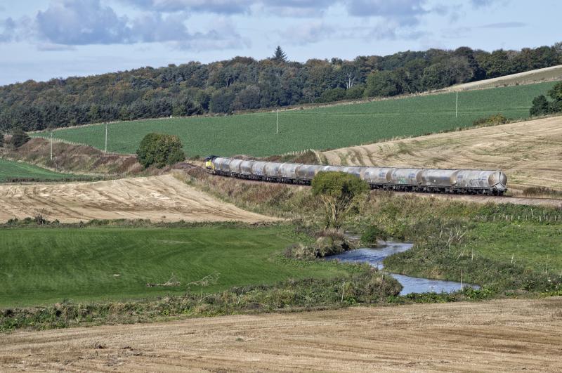 Photo of 70801 CEMENT EMPTIES HARLAW 8.10.20 (2).jpg