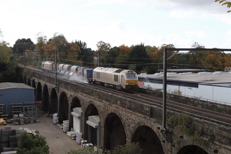 3S93: 67012 + 67020 on 3S93 06.46 Stirling to Slateford Depot still spraying on Slateford Viaduct on 08/10/2020 Photo of 3S93