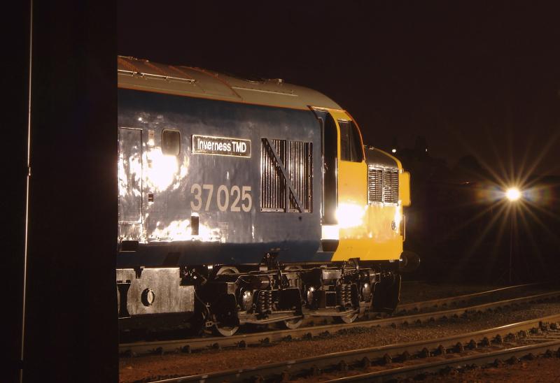 Night Tractor: 37025 Night shot from Bo'Ness Diesel shed 26th September 2008.. Photo of Night Tractor