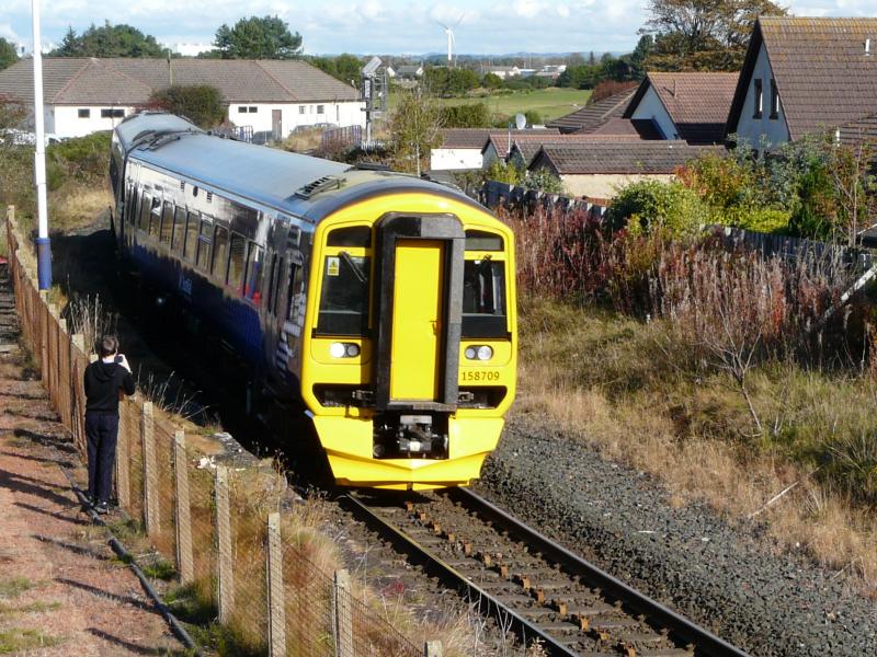 Gleaming 158709 visits Barassie: Ex works 158709 operating as 5D74 reaches Barassie on 16 October 2020 en route from Kilmarnock Bonnyton depot to Eastfield H.S. Photo of Gleaming 158709 visits Barassie
