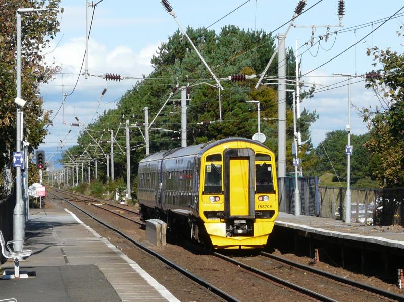 Photo of Northbound 158 departs Barassie