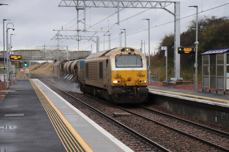 RHTT at Dreich Breich: 67012 + 67020 on 3S93 08.46 Stirling to Slateford Depot passing through a Dreich Breich station on 20/10/2020 Photo of RHTT at Dreich Breich
